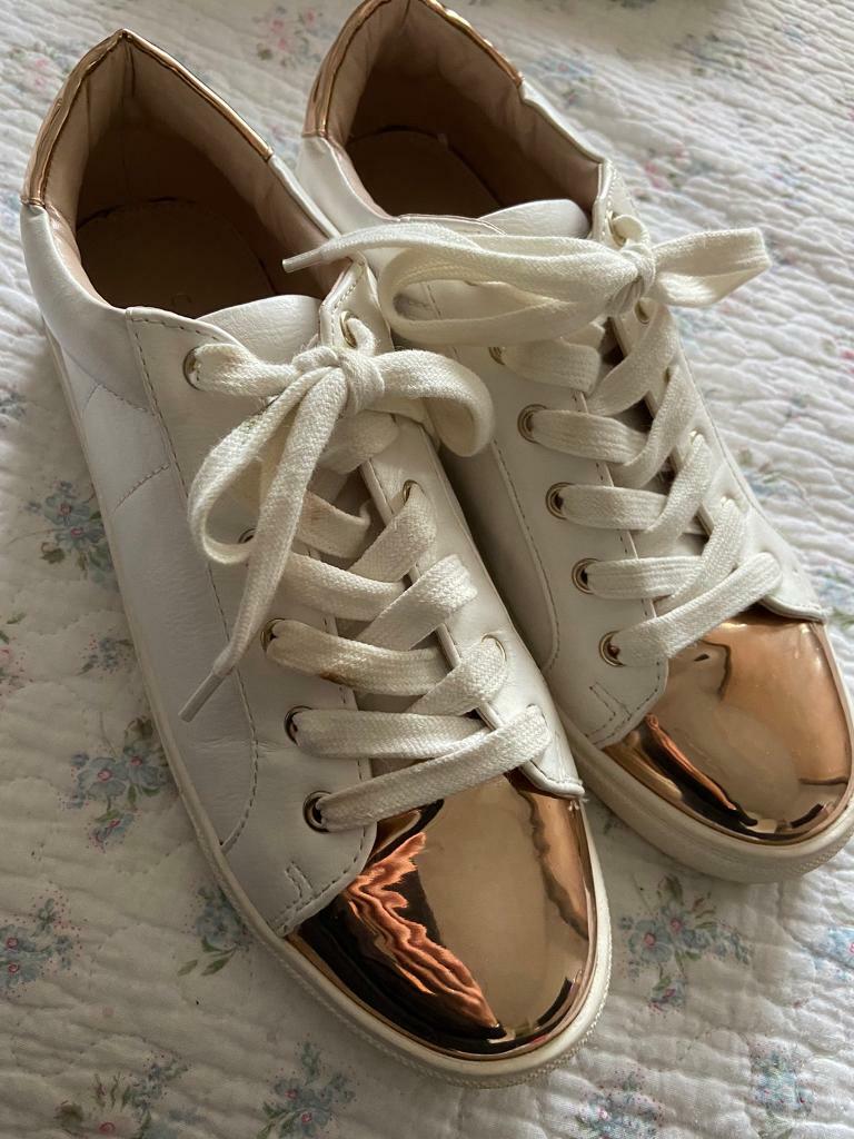 carvela trainers rose gold